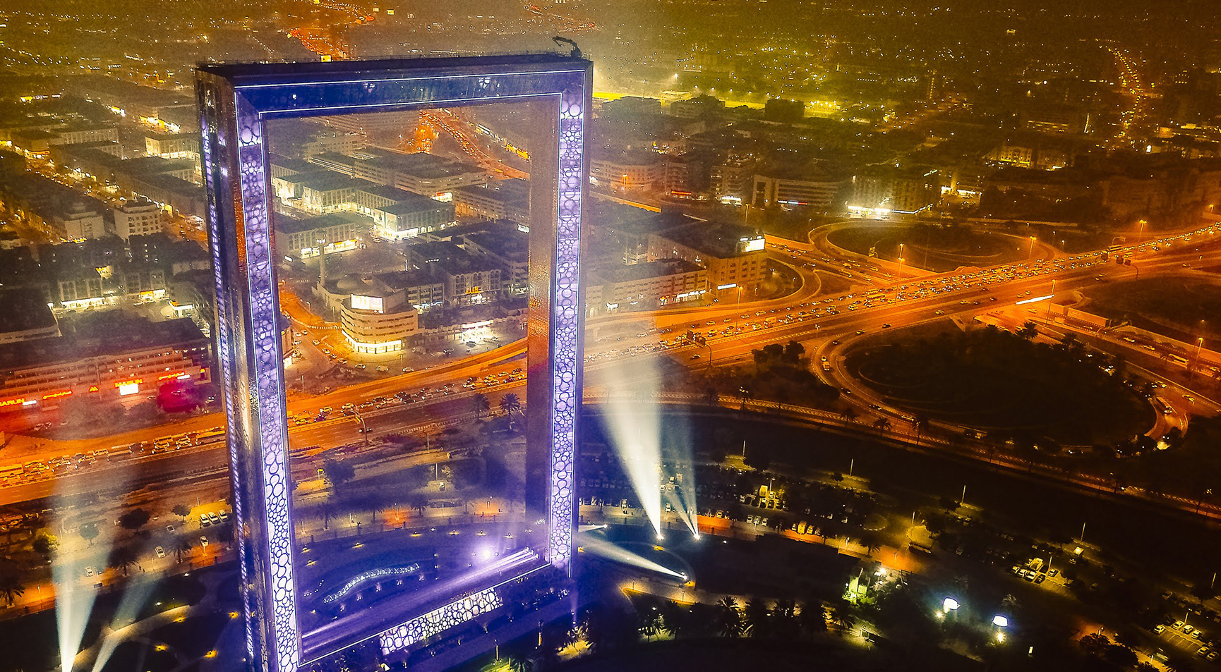 Ultimate Guide to Stopovers in Dubai and Abu Dhabi